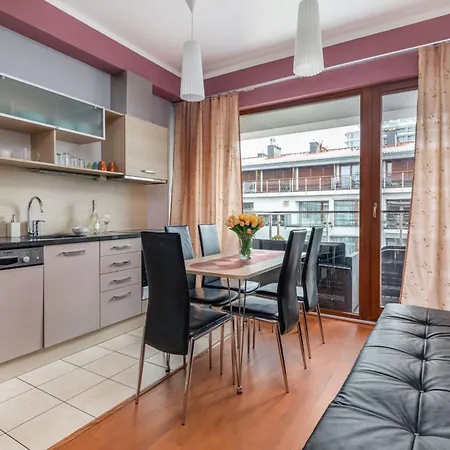 Apartmán Baltic Park - Z Widokiem Na Morze By Renters Svinoústí